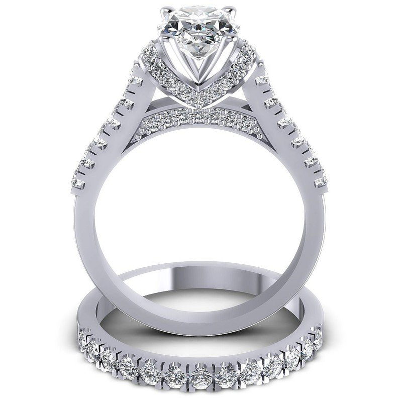 Round And Oval Cut Diamonds Bridal Set in 14KT Yellow Gold