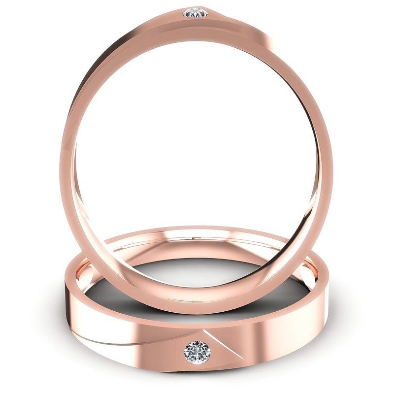 Round Cut Diamonds Wedding Sets in 18KT Yellow Gold