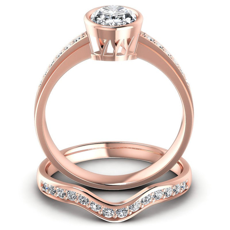 Round And Oval Cut Diamonds Bridal Set in 18KT Yellow Gold