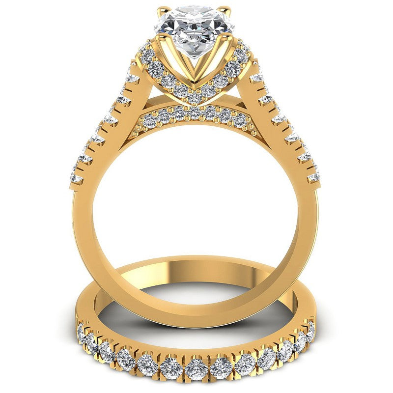 Round And Oval Cut Diamonds Bridal Set in 14KT Yellow Gold
