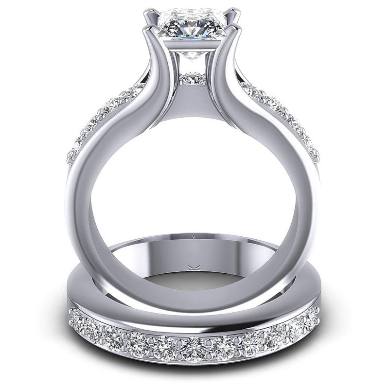 Round And Princess Cut Diamonds Bridal Set in 14KT Yellow Gold