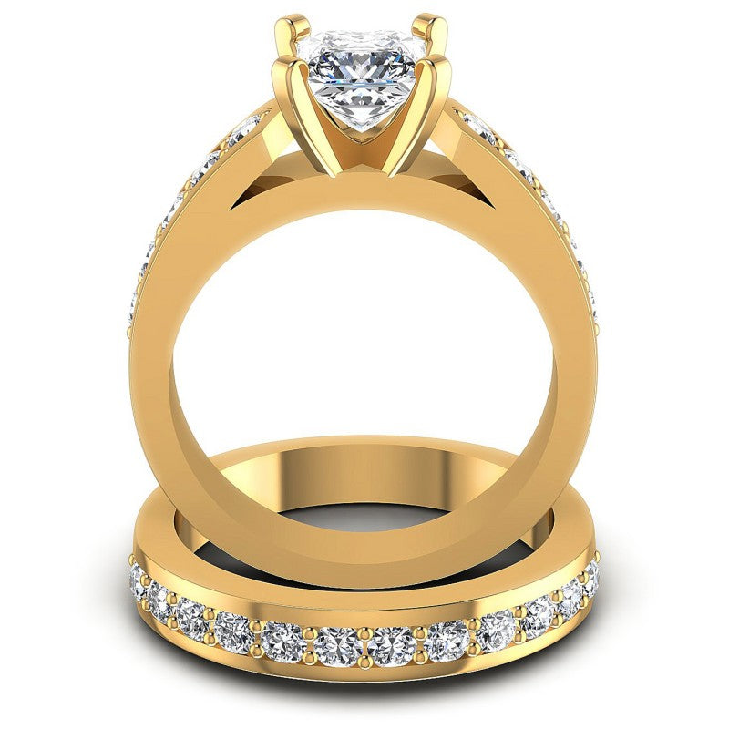 Round And Princess Cut Diamonds Bridal Set in 14KT Yellow Gold