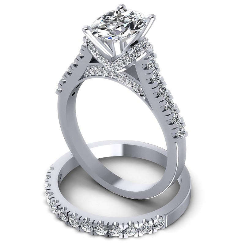 Round And Oval Cut Diamonds Bridal Set in 14KT Rose Gold