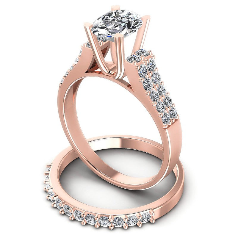 Round And Oval Cut Diamonds Bridal Set in 18KT Rose Gold