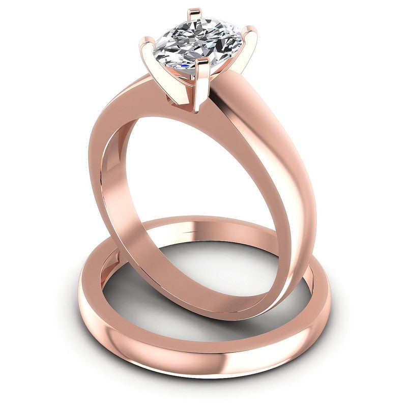 Oval Cut Diamonds Bridal Set in 18KT Rose Gold