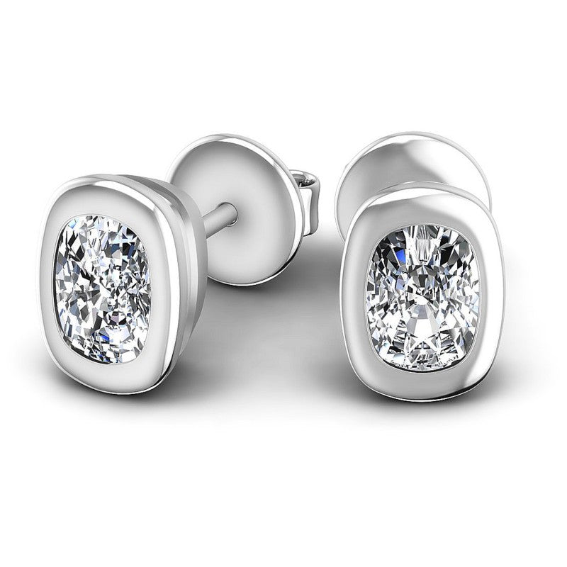 Cushion Diamonds 1.00CT Stud Earrings in 14KT Yellow Gold