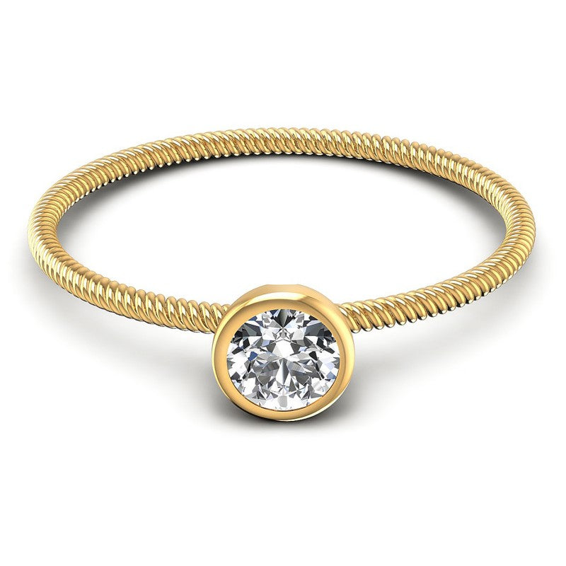 Round Cut Diamonds Solitaire Ring in 14KT Yellow Gold