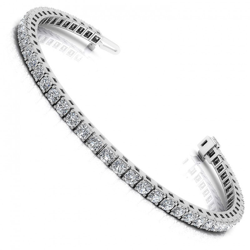 Round Cut Diamonds Tennis Bracelet in 14KT White Gold