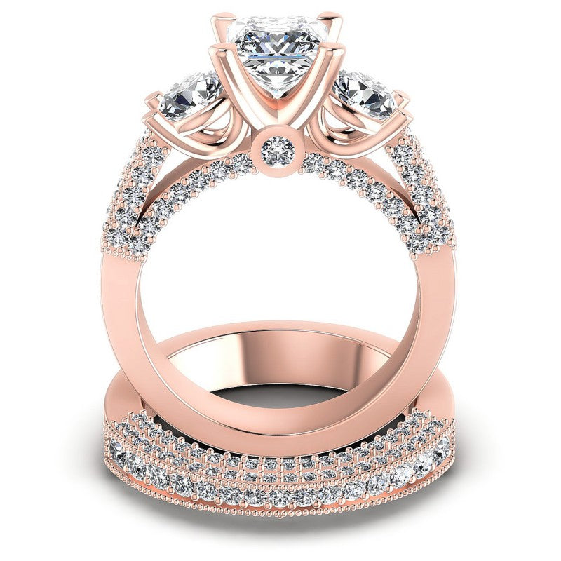Round And Princess Cut Diamonds Bridal Set in 18KT Yellow Gold