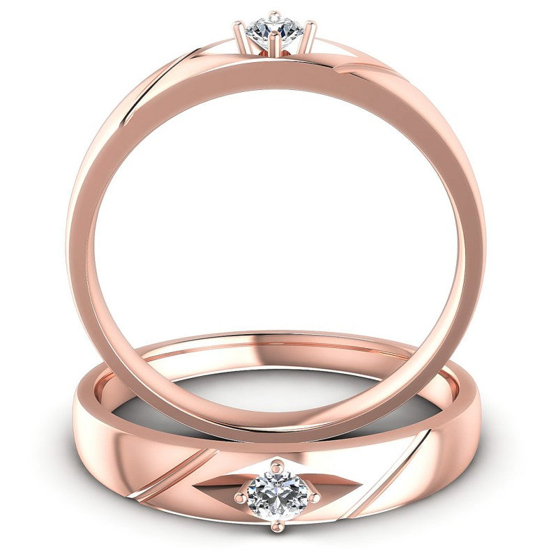 Round Cut Diamonds Wedding Sets in 18KT Yellow Gold
