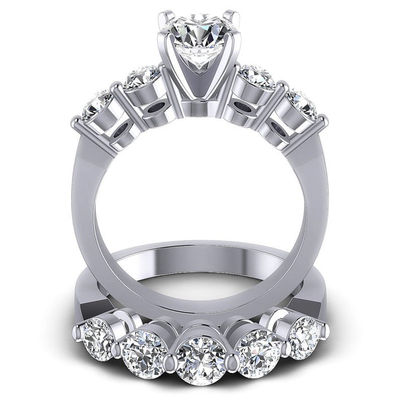 Round Cut Diamonds Bridal Set in 14KT Yellow Gold