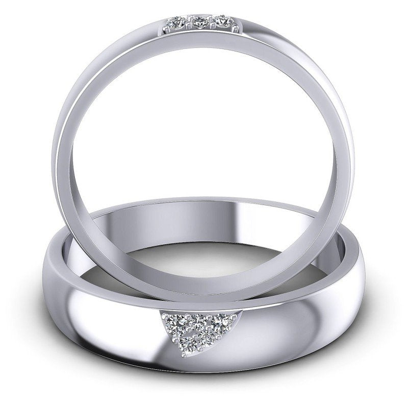 Round Cut Diamonds Wedding Sets in 14KT Yellow Gold