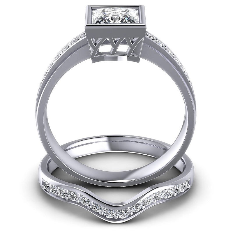 Round And Princess Cut Diamonds Bridal Set in 14KT Yellow Gold