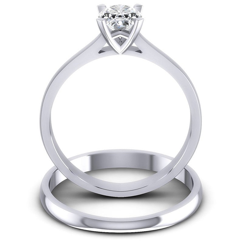 Oval Cut Diamonds Bridal Set in 14KT Yellow Gold
