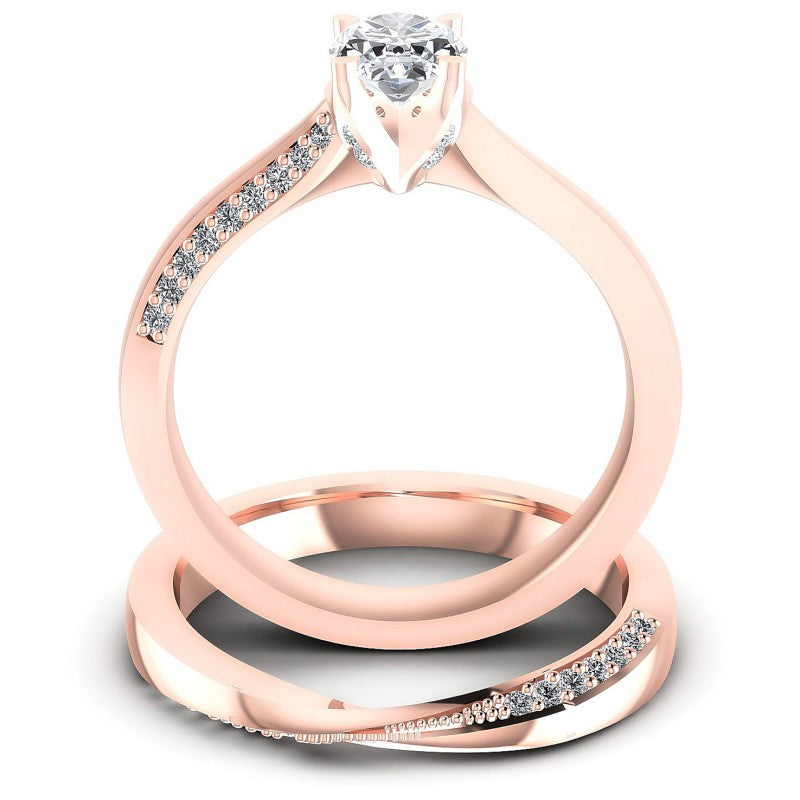 Round And Oval Cut Diamonds Bridal Set in 18KT Yellow Gold