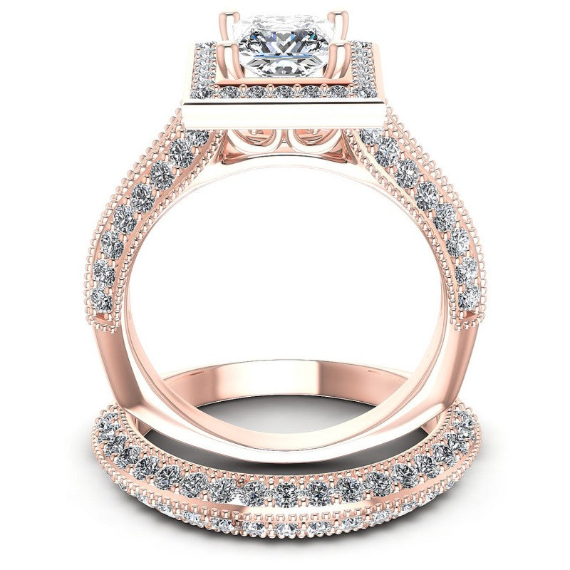 Round And Princess Cut Diamonds Bridal Set in 18KT Yellow Gold