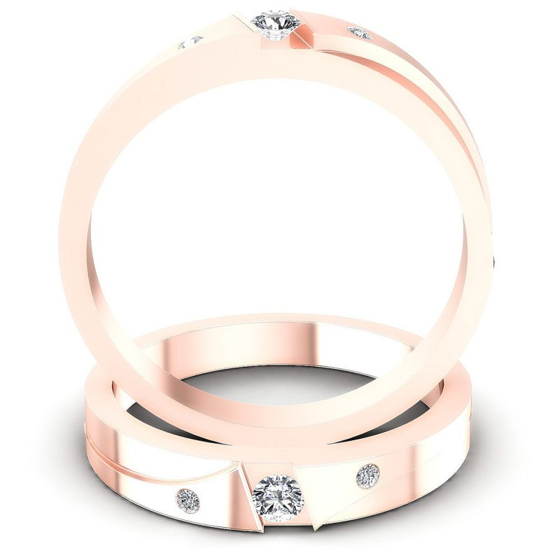 Round Cut Diamonds Wedding Sets in 18KT Yellow Gold