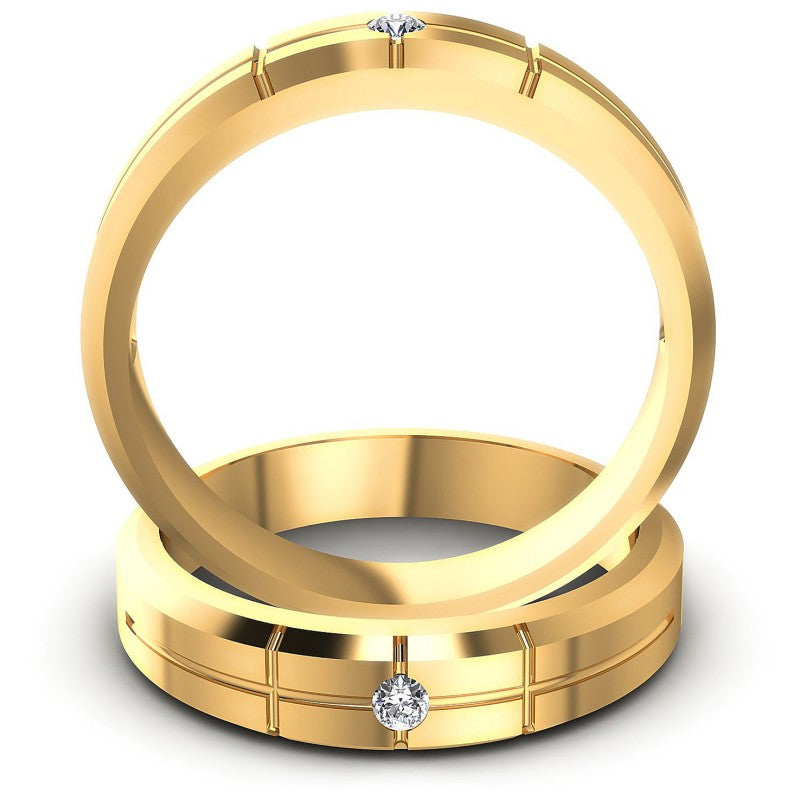 Round Cut Diamonds Wedding Sets in 14KT Yellow Gold