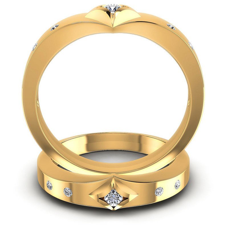 Round Cut Diamonds Wedding Sets in 14KT Yellow Gold