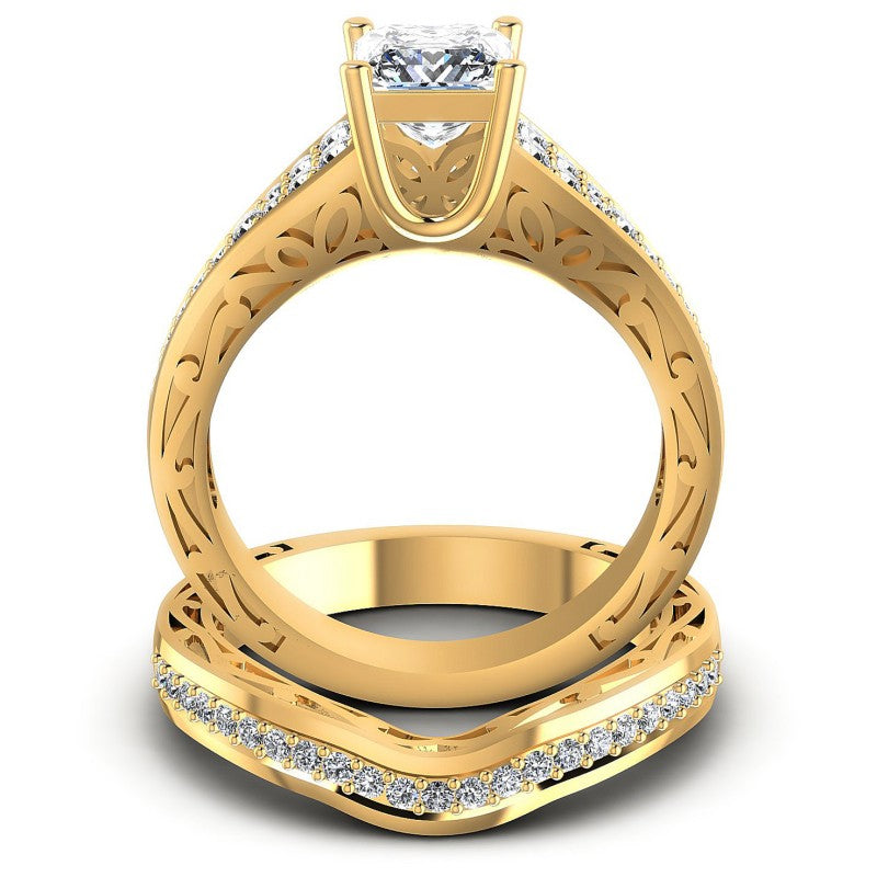Round And Princess Cut Diamonds Bridal Set in 14KT Yellow Gold