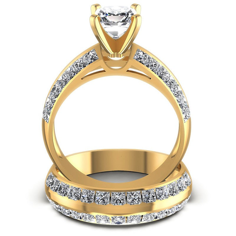 Princess Cut Diamonds Bridal Set in 14KT Yellow Gold