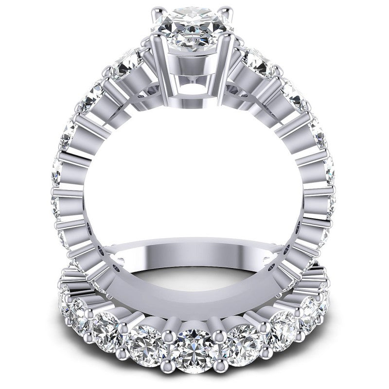Round And Oval Cut Diamonds Bridal Set in 14KT Yellow Gold