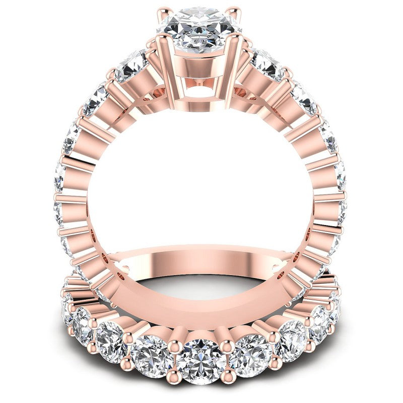 Round And Oval Cut Diamonds Bridal Set in 18KT Yellow Gold
