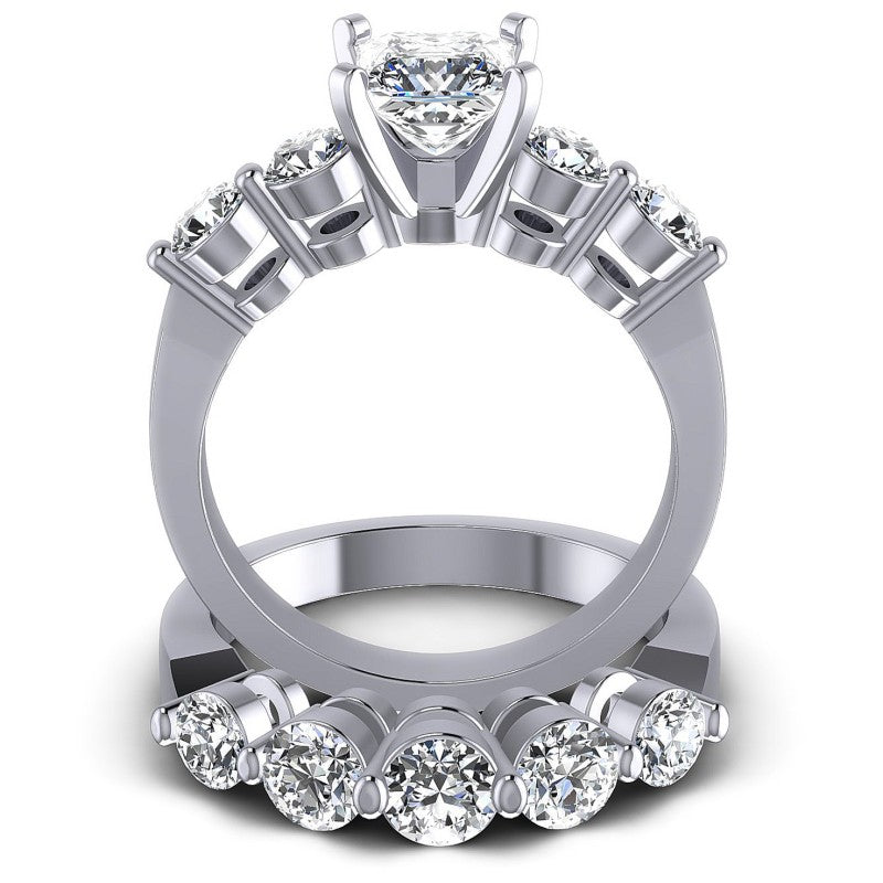 Round And Princess Cut Diamonds Bridal Set in 14KT Yellow Gold