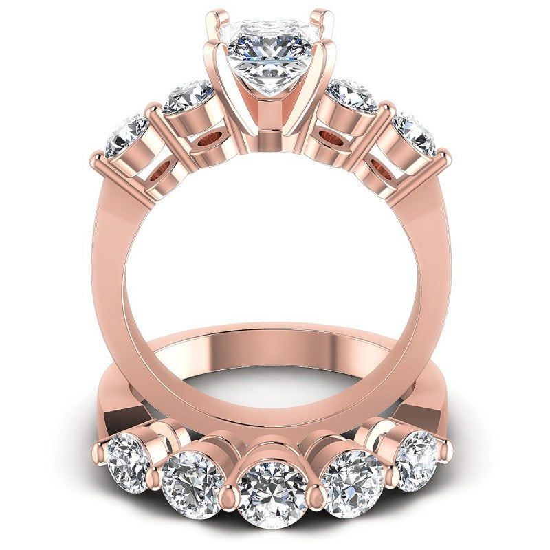 Round And Princess Cut Diamonds Bridal Set in 18KT Yellow Gold