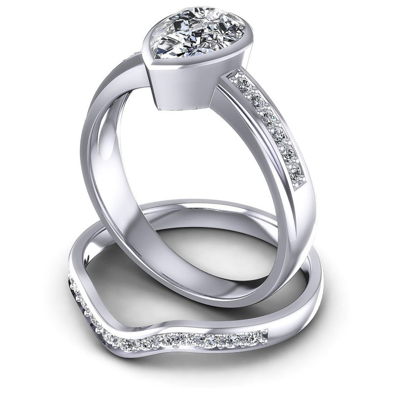 Round And Pear Cut Diamonds Bridal Set in 14KT Rose Gold