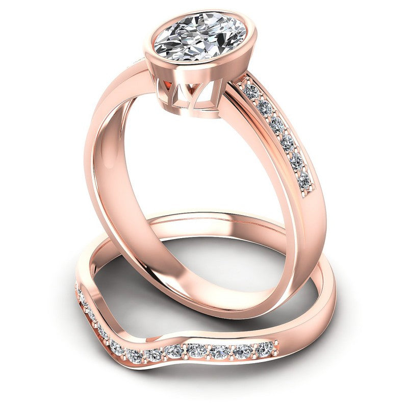 Round And Oval Cut Diamonds Bridal Set in 18KT Rose Gold