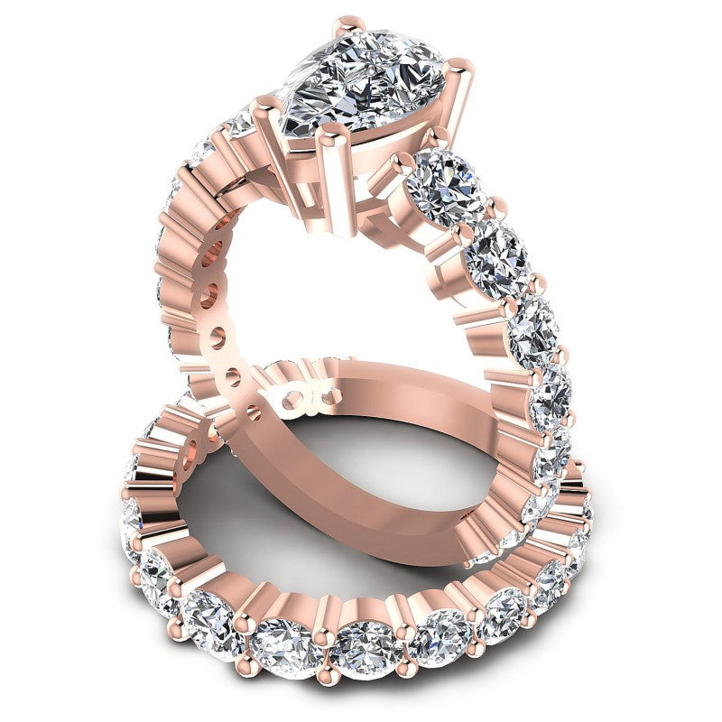 Round And Pear Cut Diamonds Bridal Set in 18KT Rose Gold