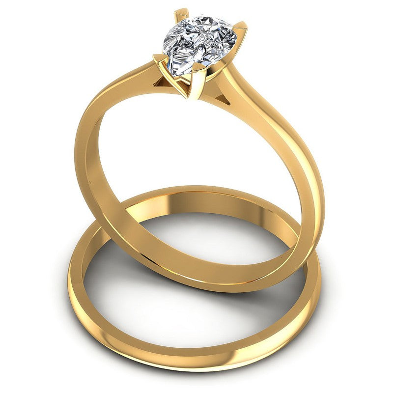 Pear Cut Diamonds Bridal Set in 14KT Rose Gold