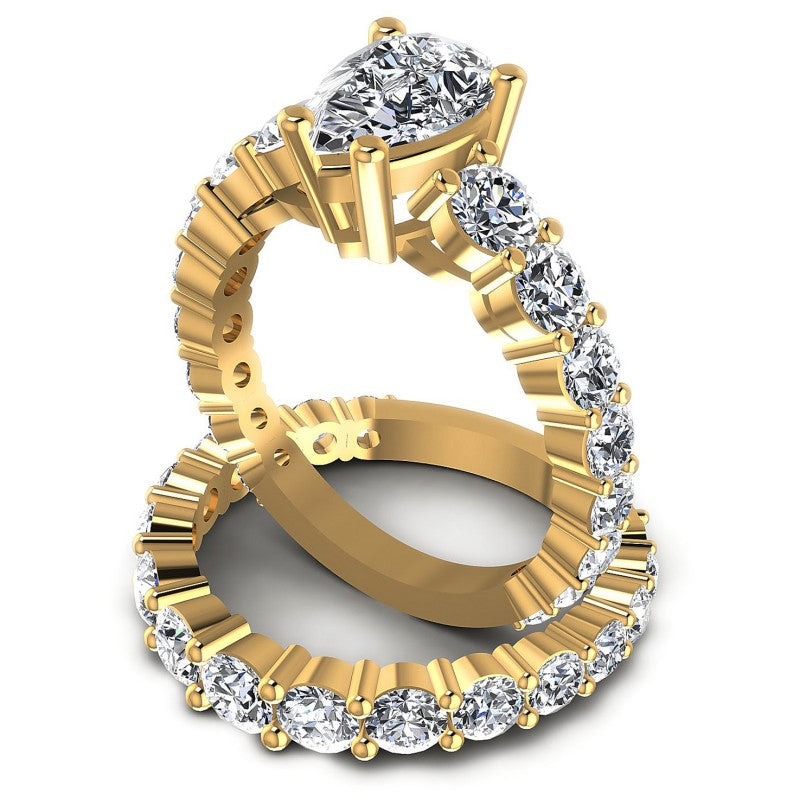 Round And Pear Cut Diamonds Bridal Set in 14KT Rose Gold