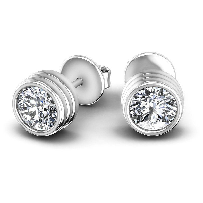 Round Diamonds 0.25CT Stud Earrings in 14KT Yellow Gold