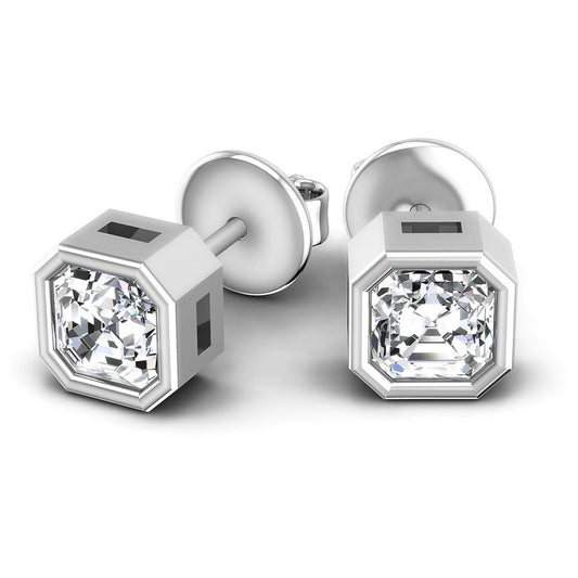 Emerald Diamonds 0.25CT Stud Earrings in 14KT Yellow Gold