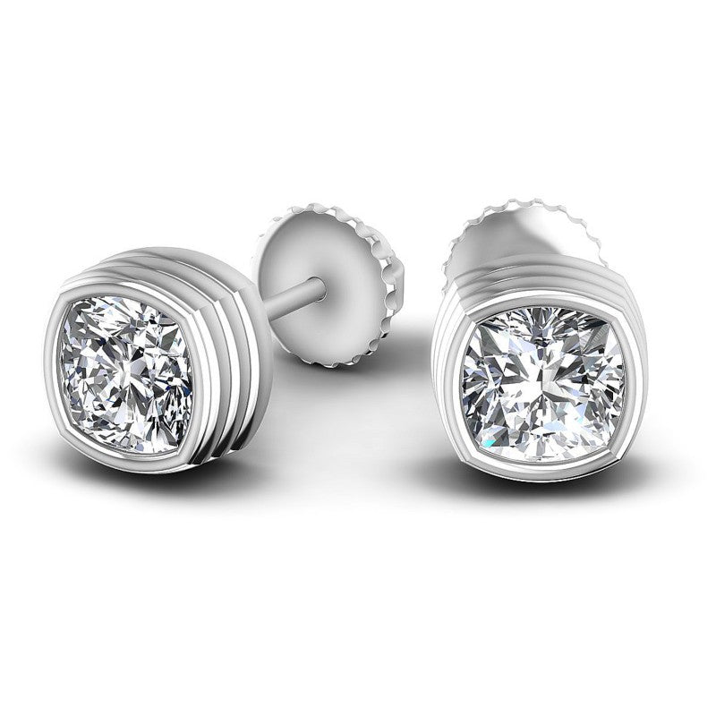 Cushion Diamonds 1.00CT Stud Earrings in 14KT Yellow Gold