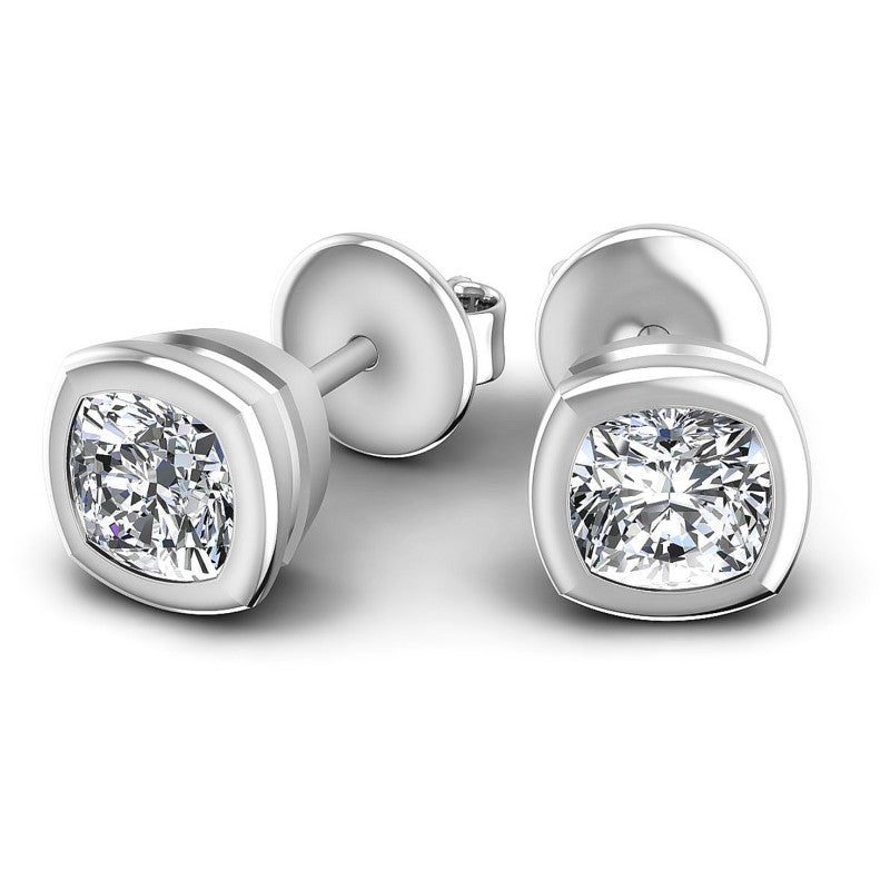 Cushion Diamonds 1.00CT Stud Earrings in 14KT Yellow Gold
