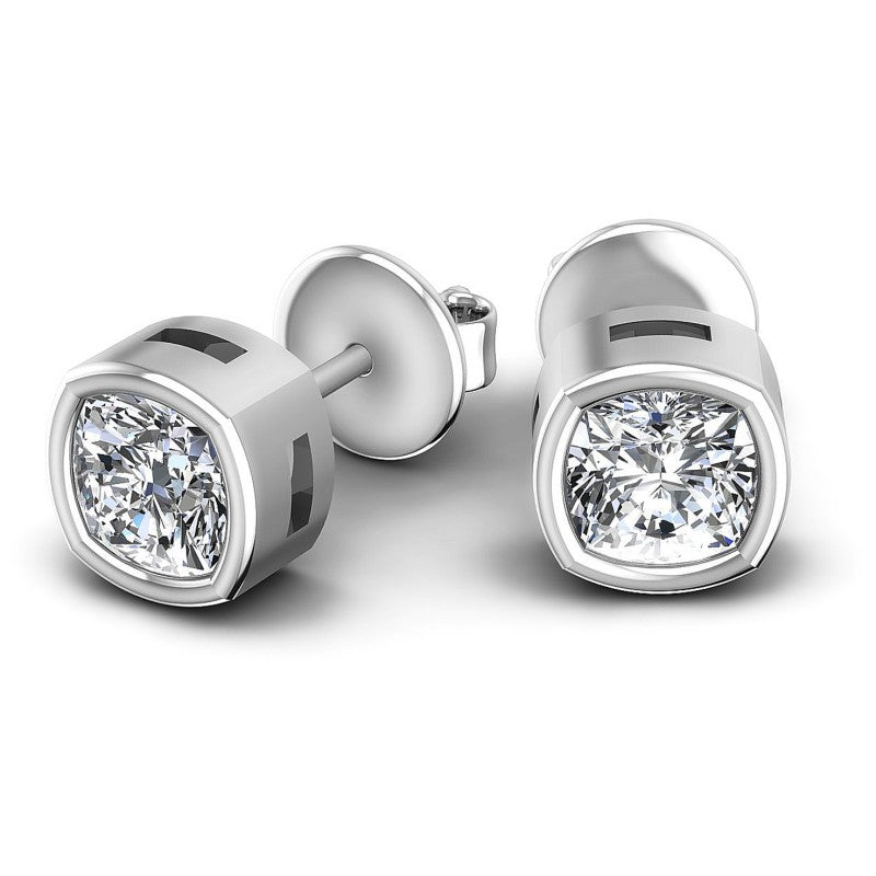 Cushion Diamonds 1.00CT Stud Earrings in 14KT Yellow Gold