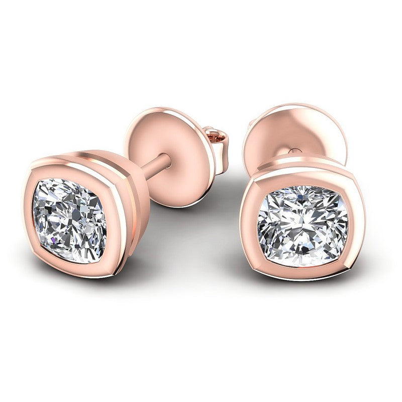 Cushion Diamonds 1.00CT Stud Earrings in 18KT Yellow Gold