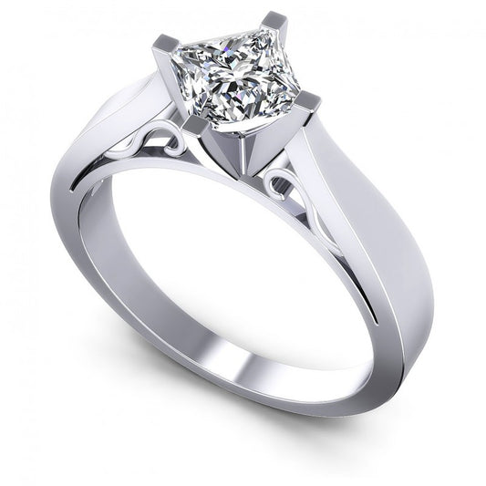 Round Cut Diamonds Solitaire Ring in 14KT White Gold