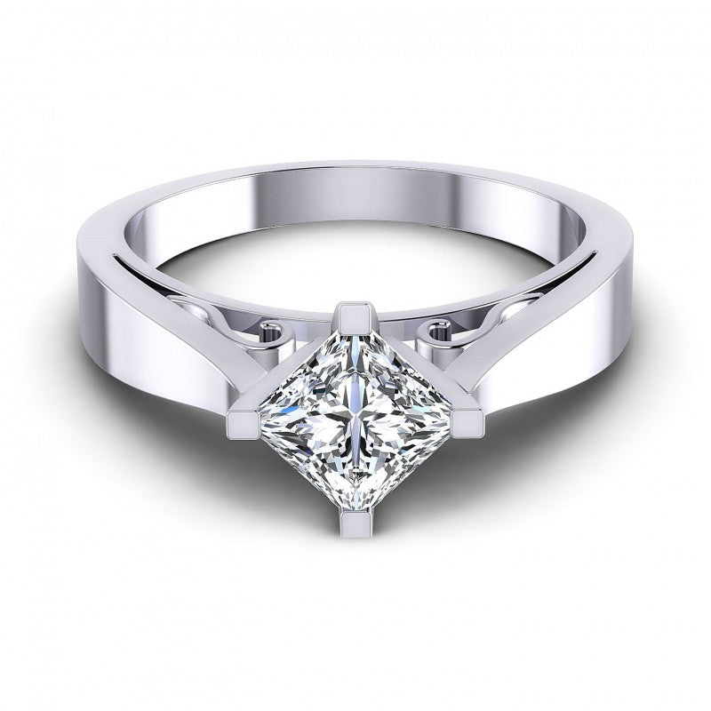 Round Cut Diamonds Solitaire Ring in 14KT Yellow Gold