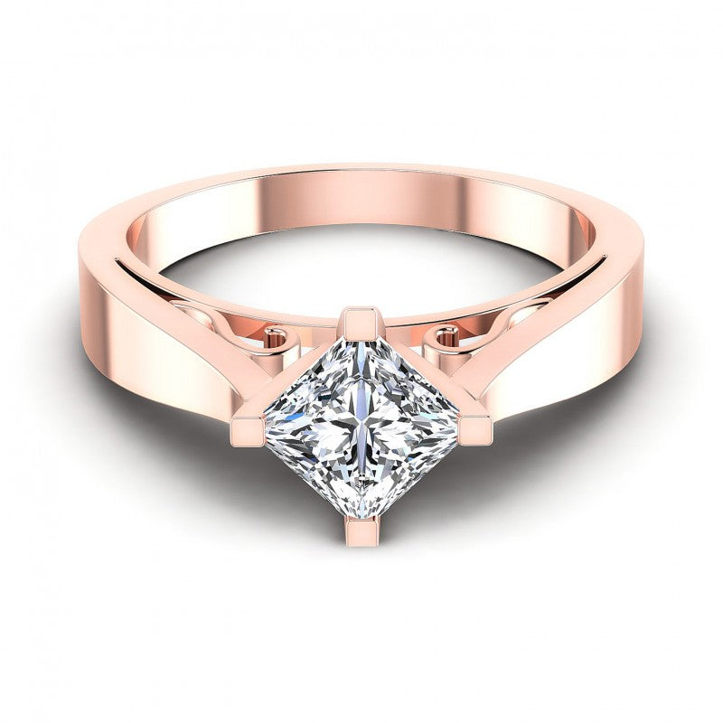 Round Cut Diamonds Solitaire Ring in 18KT Yellow Gold