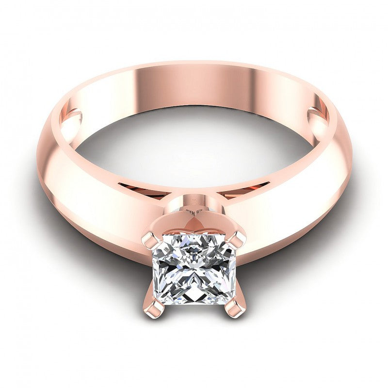 Round Cut Diamonds Solitaire Ring in 18KT Yellow Gold