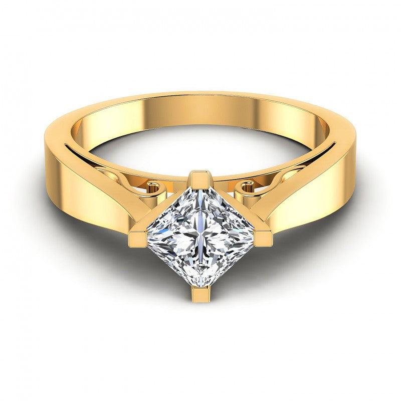 Round Cut Diamonds Solitaire Ring in 14KT Yellow Gold