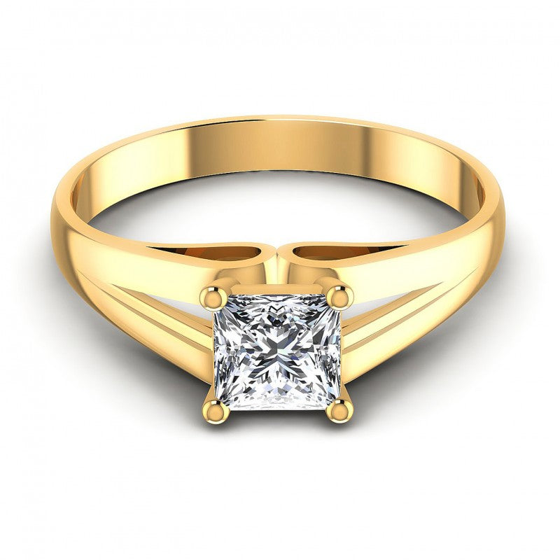 Round Cut Diamonds Solitaire Ring in 14KT Yellow Gold
