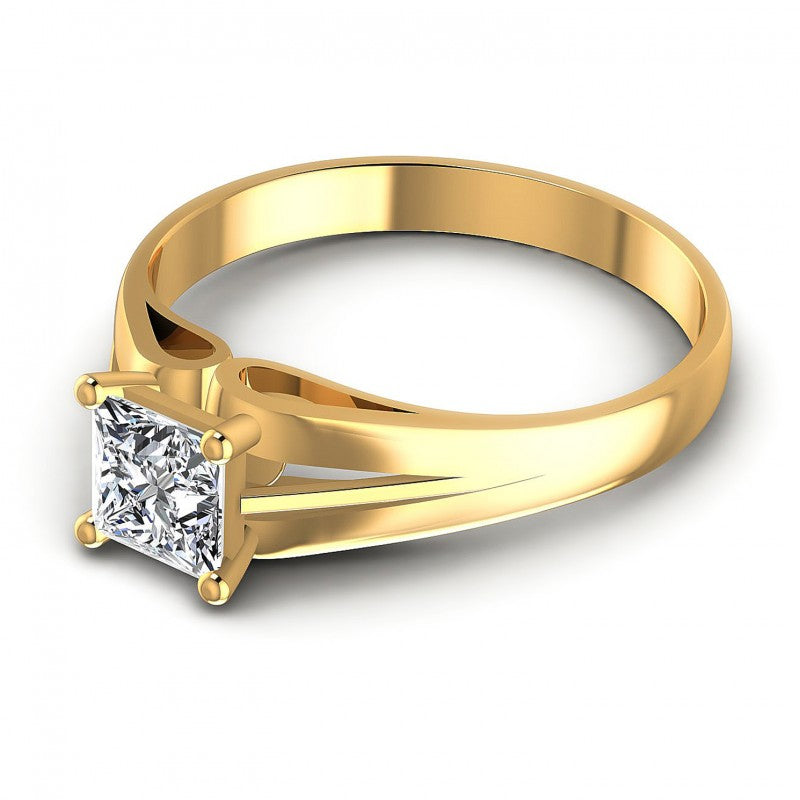 Round Cut Diamonds Solitaire Ring in 14KT Rose Gold